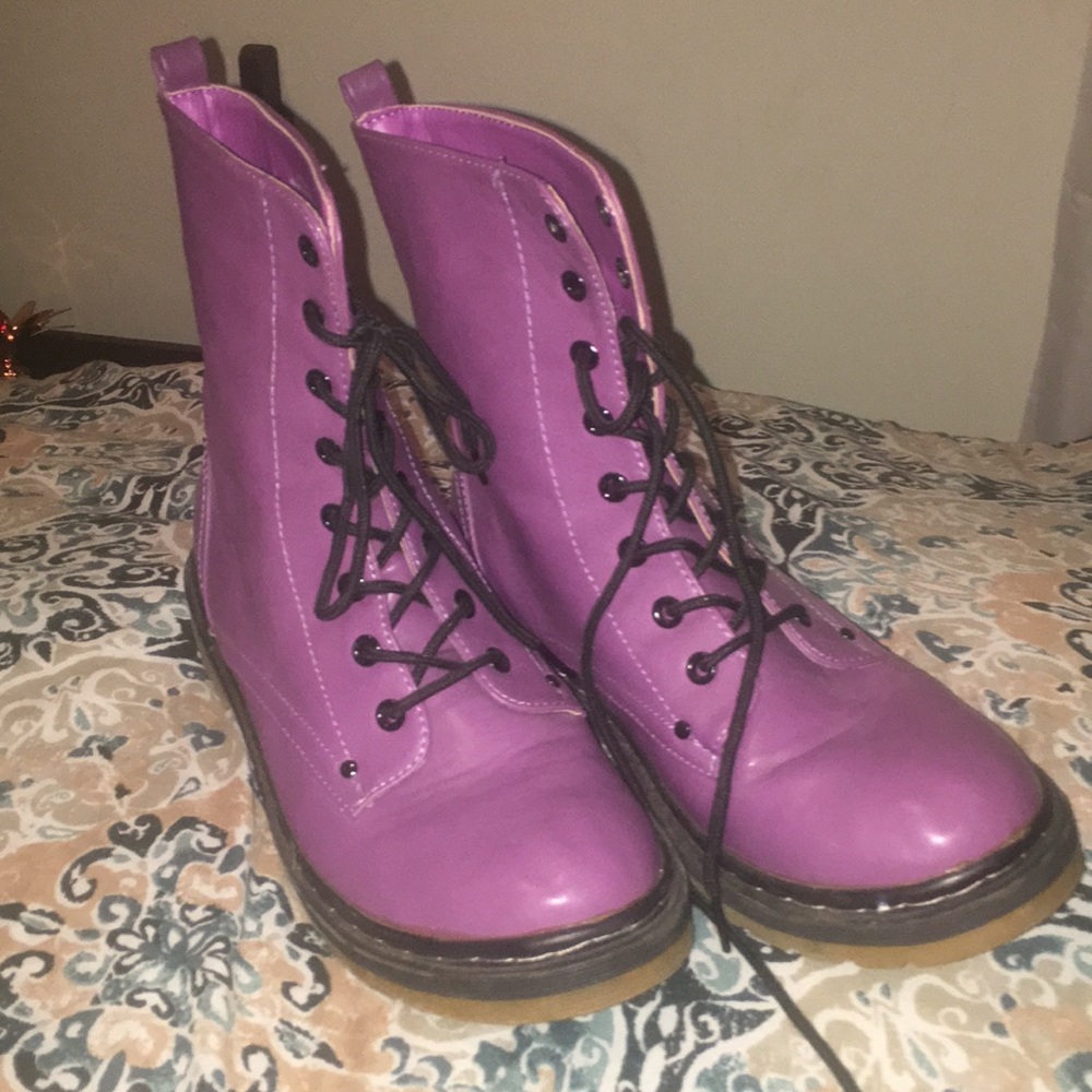Doc Marten style boots  (bamboo)